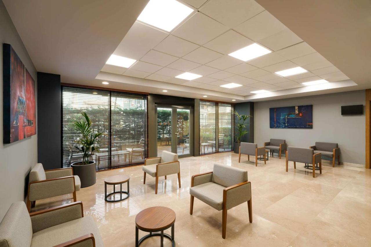 Park By Radisson Atasehir Otel